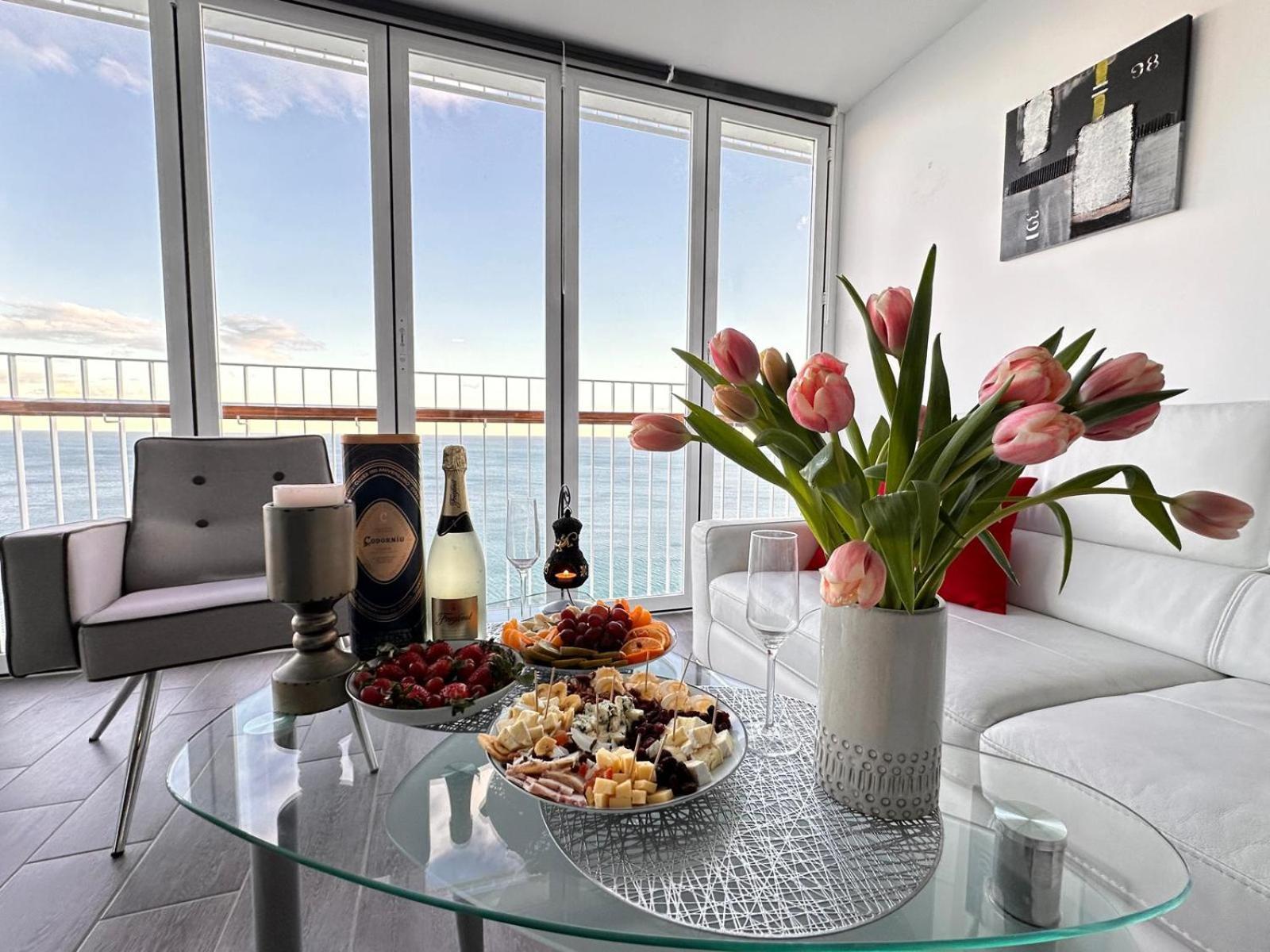 Excellent View Julia Apartment อาลิกันเต ภายนอก รูปภาพ